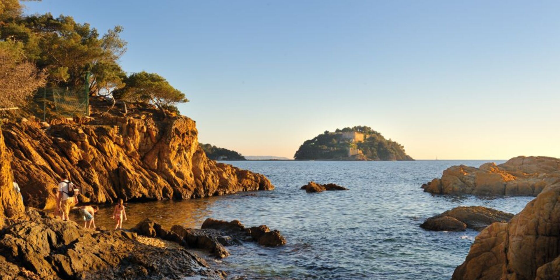 Camping près du Fort de Brégançon