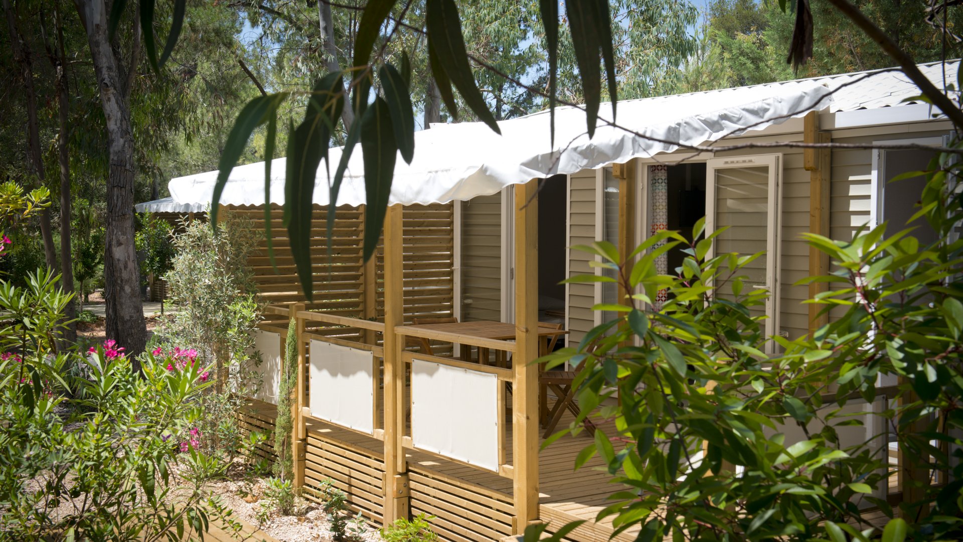 Mobile-home Patio® Premium en Camping 4* dans le Var