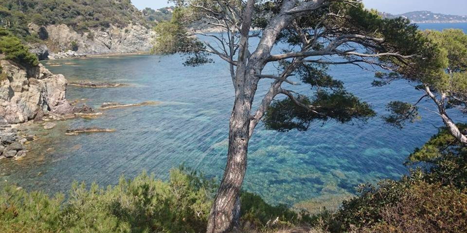 Vue d'une plage à Giens