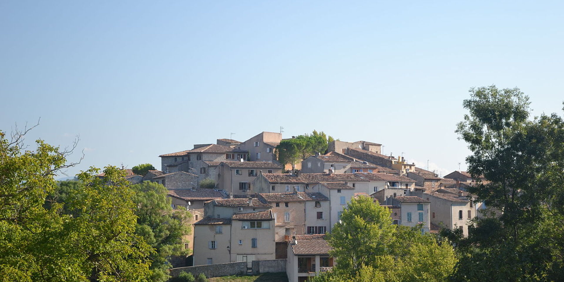 Visiter le Var Carcès village médiéval