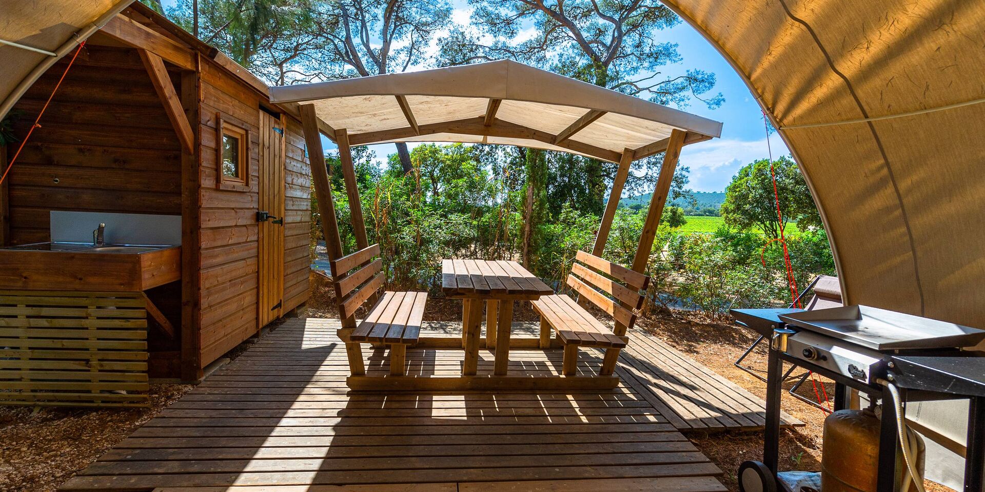 Camping nature et pas cher sur la Côte d'Azur