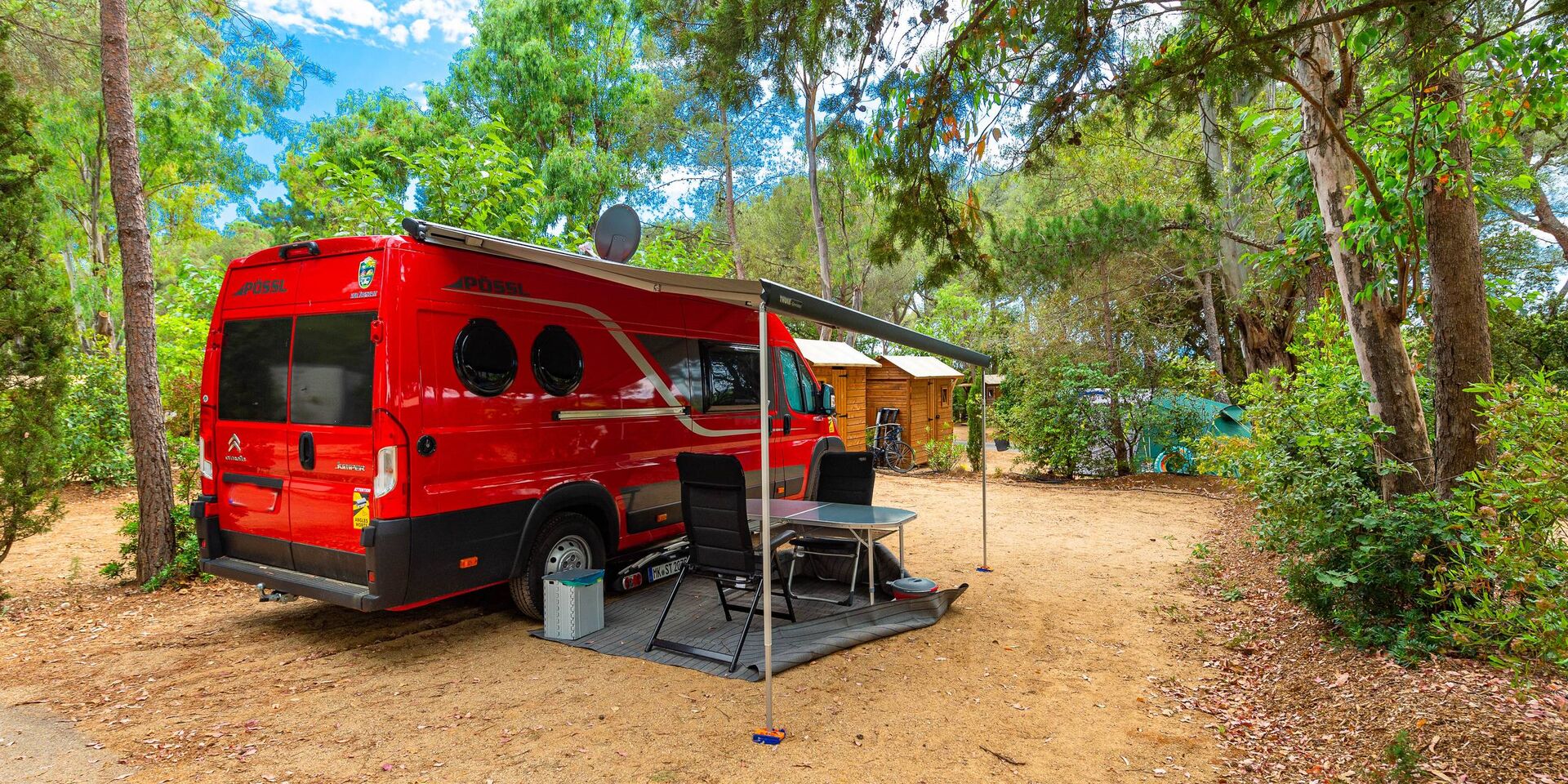 Camping nature sur emplacement ombragé